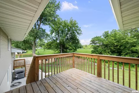 1206 14th St, Viola, IL 61486 photo 43