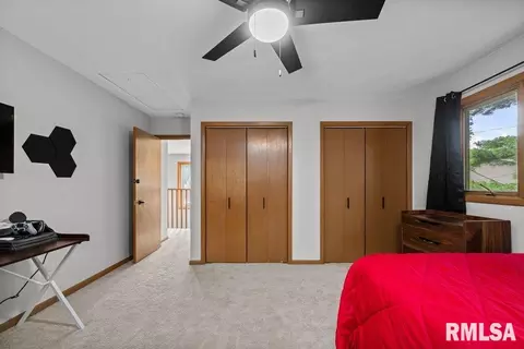 2918 2nd St, Moline, IL 61265 photo 32