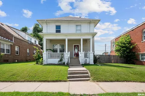1604 12th St, Rock Island, IL 61201