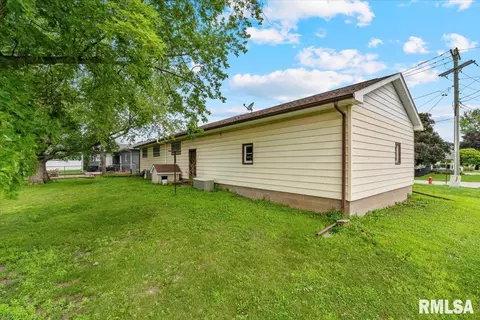 624 E Chestnut St, Geneseo, IL 61254 photo 30