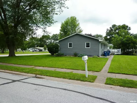 212 W Spring St, Eldridge, IA 52748 photo 20