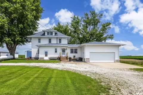 3792 110th St, Stockton, IA 52769