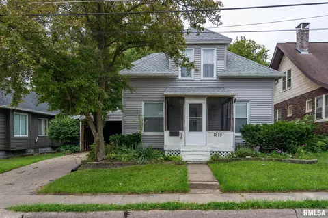 1819 W 15th St, Davenport, IA 52804