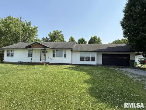 365 Bryden St, Vergennes, IL 62994