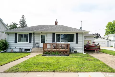 507 W Quarry St, Maquoketa, IA 52060