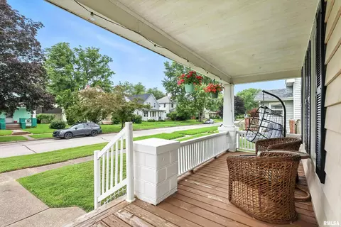 527 20th Ave, Moline, IL 61265 photo 4