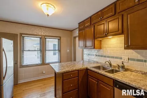 2418 18th Avenue A, Moline, IL 61265 photo 8