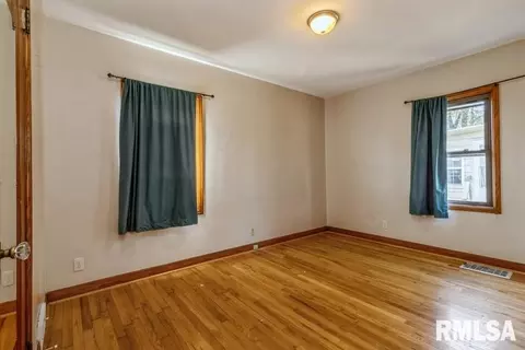 2418 18th Avenue A, Moline, IL 61265 photo 9