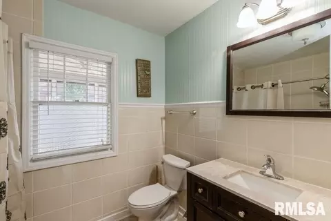 2418 18th Avenue A, Moline, IL 61265 photo 10