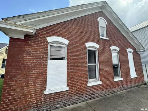 1018 State St, Quincy, IL 62301