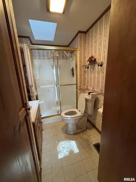 912 N 13th St, Herrin, IL 62948 photo 15