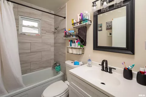 4809 45th Ave, Moline, IL 61265 photo 19