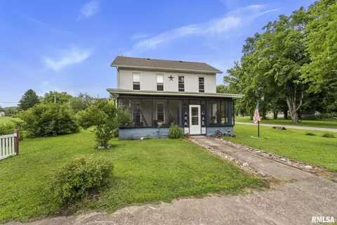 1011 Washington St, Keithsburg, IL 61442