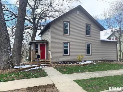 203 W North St, Morrison, IL 61270 photo 2