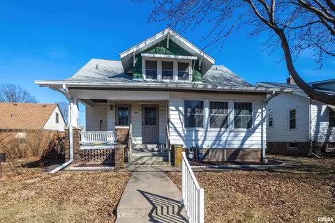2329 Pershing Ave, Davenport, IA 52803