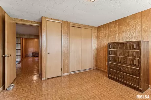 1717 Circle Dr E, Clinton, IA 52732 photo 40