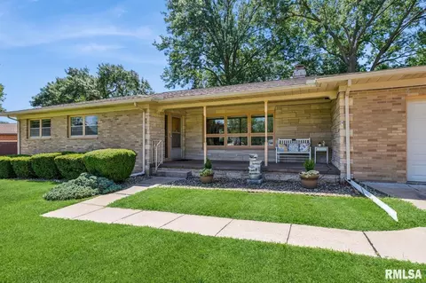 1717 Circle Dr E, Clinton, IA 52732 photo 7