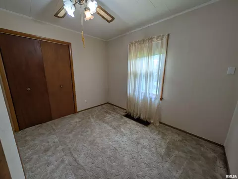 603 N Logan St, Marion, IL 62959 photo 20
