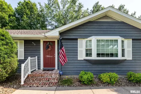 408 W Clark Trl, Herrin, IL 62948 photo 2