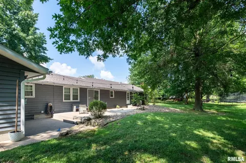 408 W Clark Trl, Herrin, IL 62948 photo 26