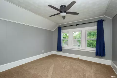 3208 9th St, Moline, IL 61265 photo 23