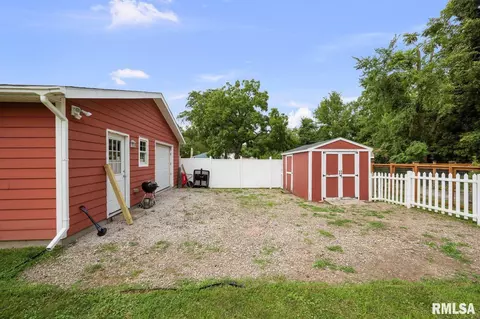 3208 9th St, Moline, IL 61265 photo 46