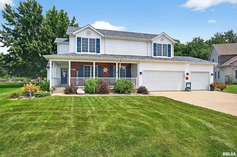 1971 Royal Ct, Bettendorf, IA 52722