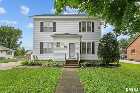 1305 6th St, Orion, IL 61273