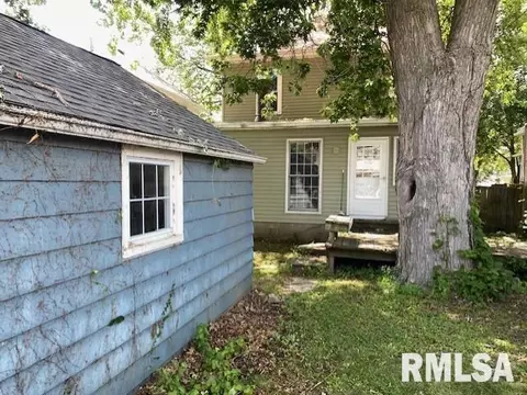 1176 25th St, Moline, IL 61265 photo 5