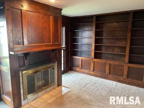 1176 25th St, Moline, IL 61265 photo 9
