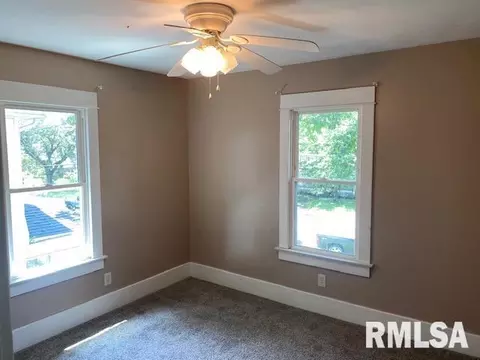 1176 25th St, Moline, IL 61265 photo 15