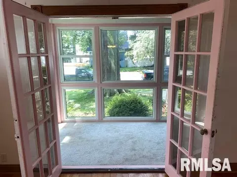1176 25th St, Moline, IL 61265 photo 23