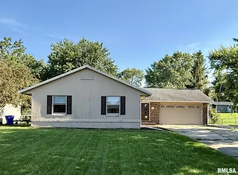 833 David St, Kewanee, IL 61443 photo 2