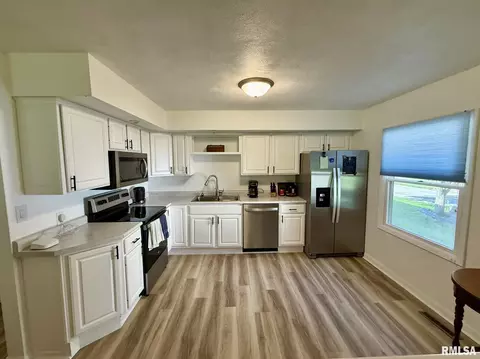 833 David St, Kewanee, IL 61443 photo 15