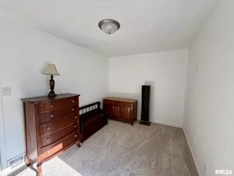 833 David St, Kewanee, IL 61443 photo 25