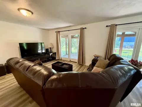 833 David St, Kewanee, IL 61443 photo 12