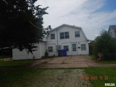 419 N Lexington Ave, Kewanee, IL 61443 photo 2