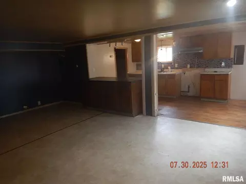 419 N Lexington Ave, Kewanee, IL 61443 photo 17