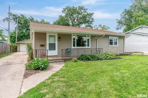 3634 14th Ave, Moline, IL 61265