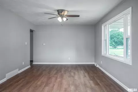 3634 14th Ave, Moline, IL 61265 photo 3