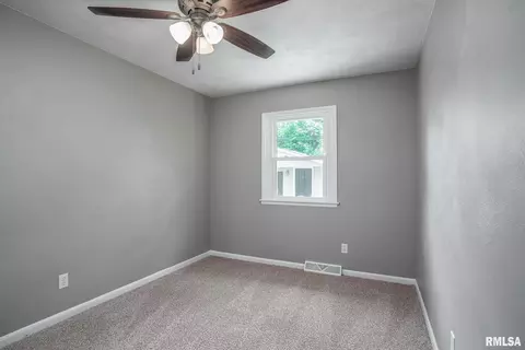 3634 14th Ave, Moline, IL 61265 photo 9