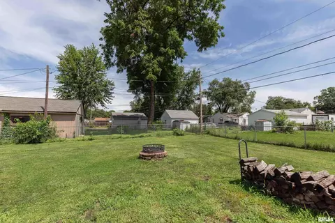 453 E 4th St, Milan, IL 61264 photo 23