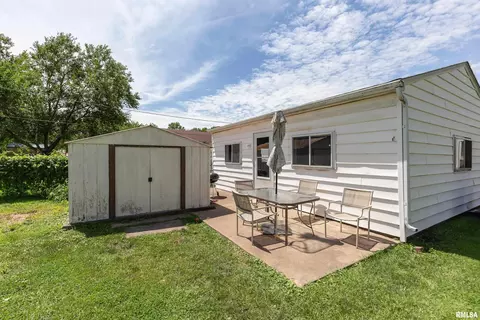 453 E 4th St, Milan, IL 61264 photo 19