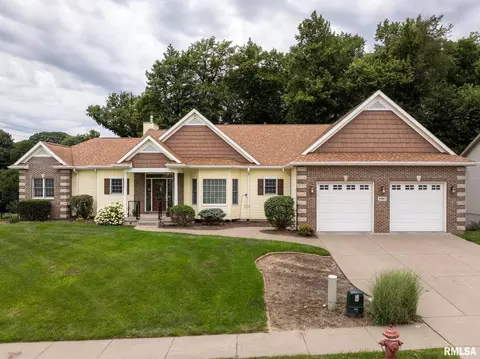 2987 16th Street Ct, East Moline, IL 61244