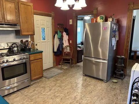1115 13th Ave, Moline, IL 61265 photo 7