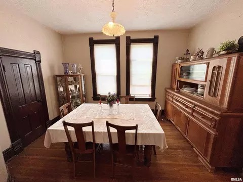 1115 13th Ave, Moline, IL 61265 photo 8