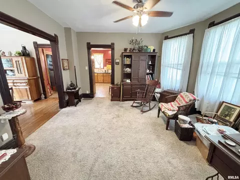 1115 13th Ave, Moline, IL 61265 photo 2