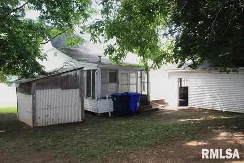 416 S Park St, Kewanee, IL 61443 photo 4