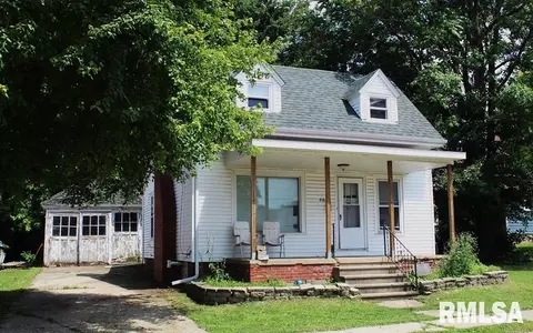 416 S Park St, Kewanee, IL 61443