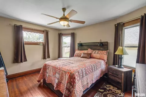 1808 13th St, Moline, IL 61265 photo 17